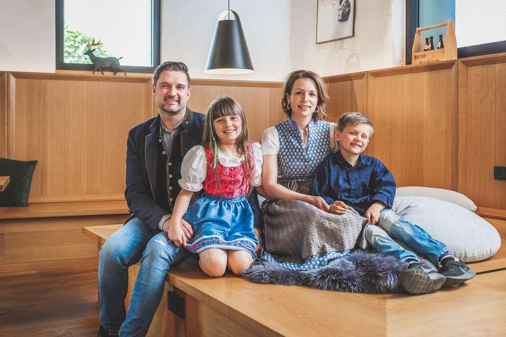 Hotel & Restaurant Posthalterei Zusmarshausen Comodidades foto